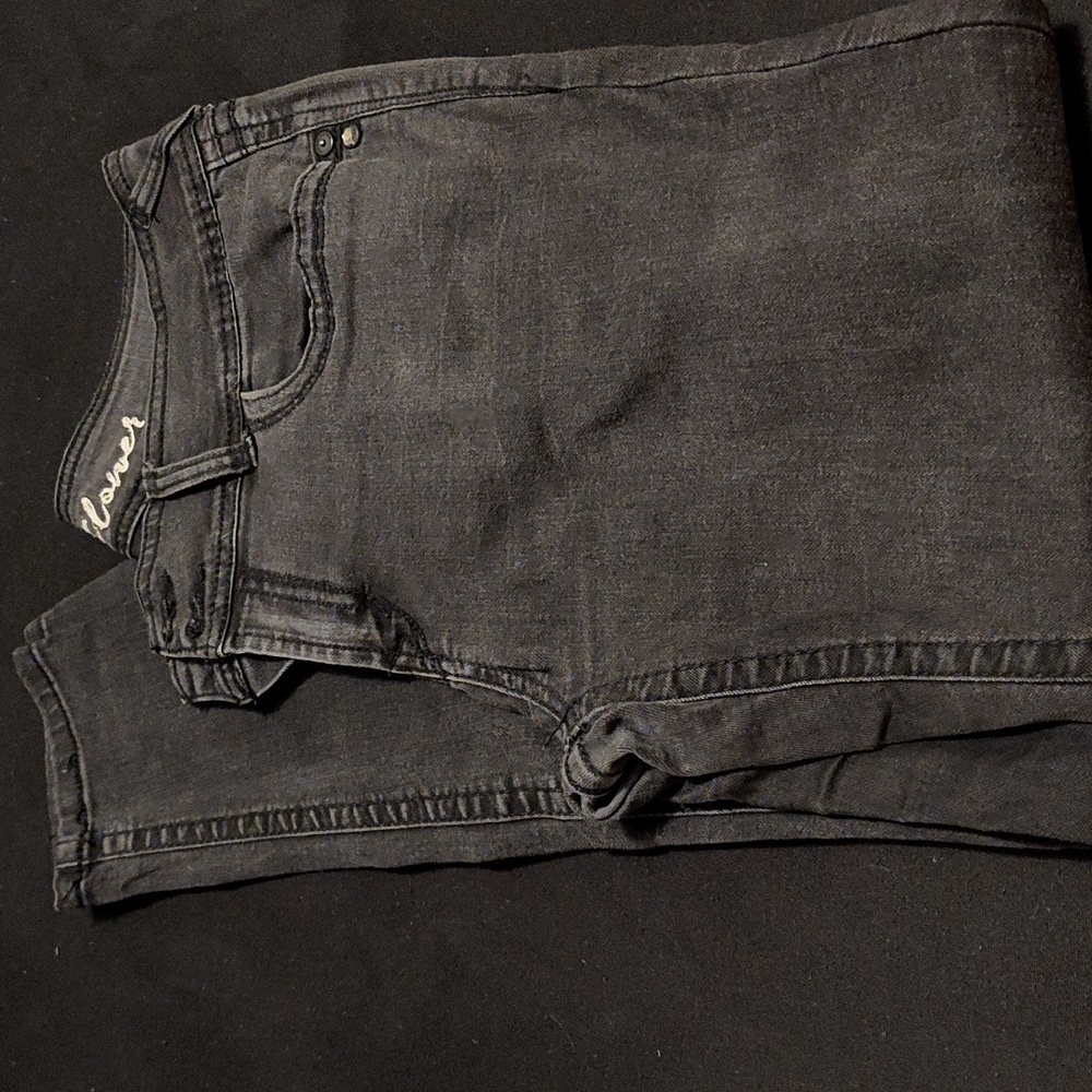 Wallflower jeans size 11